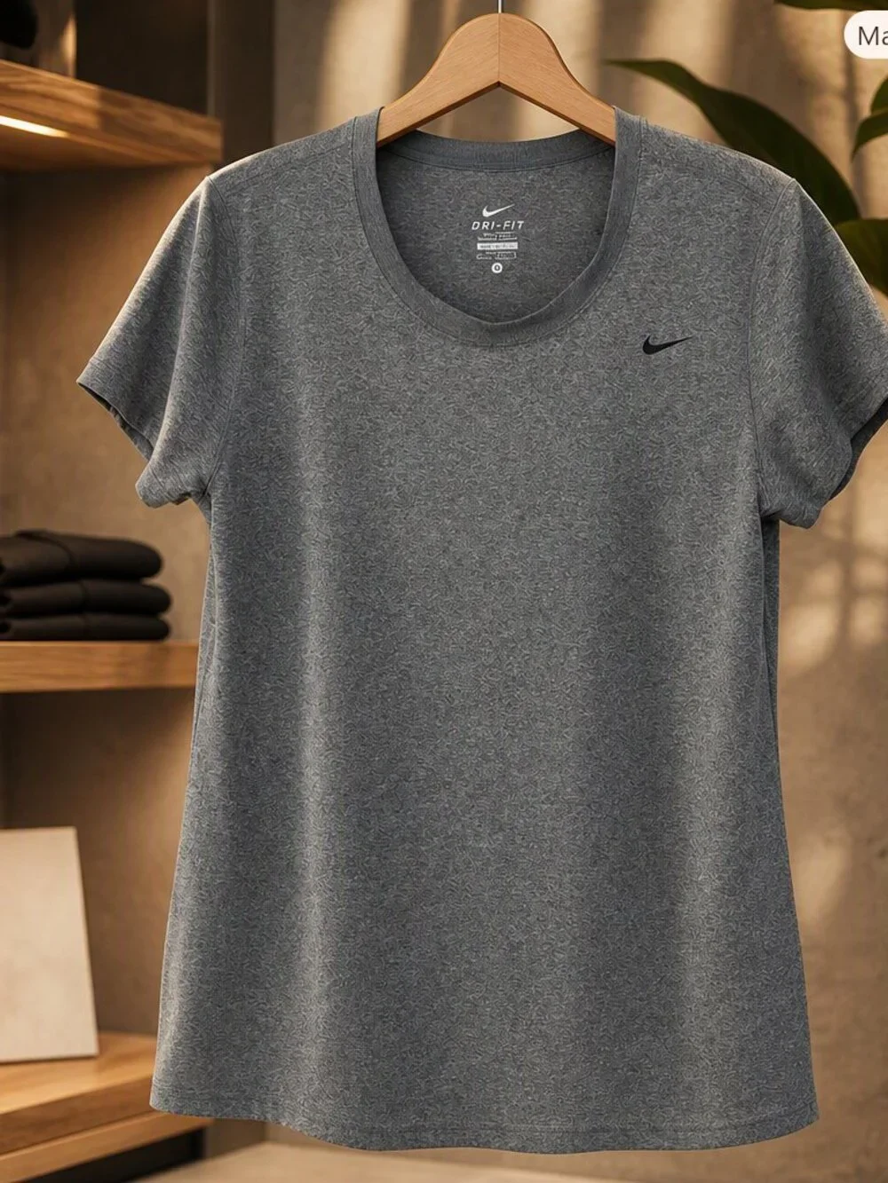 Nike Dri-Fit Top Size Medium